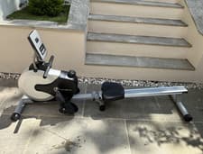 Marcy Rowing Machine w/ LCD Display, Silver/Black, 150kg . Very slightly used
