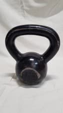 8kg Cast Iron Kettlebell, Black