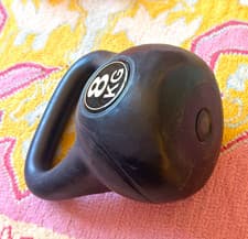 Black 8kg Kettlebell Ergonomic Handle for Gym Training & Weight Lifting